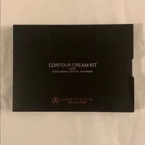 Anastasia Beverly Hills Contour Kit Shade dark